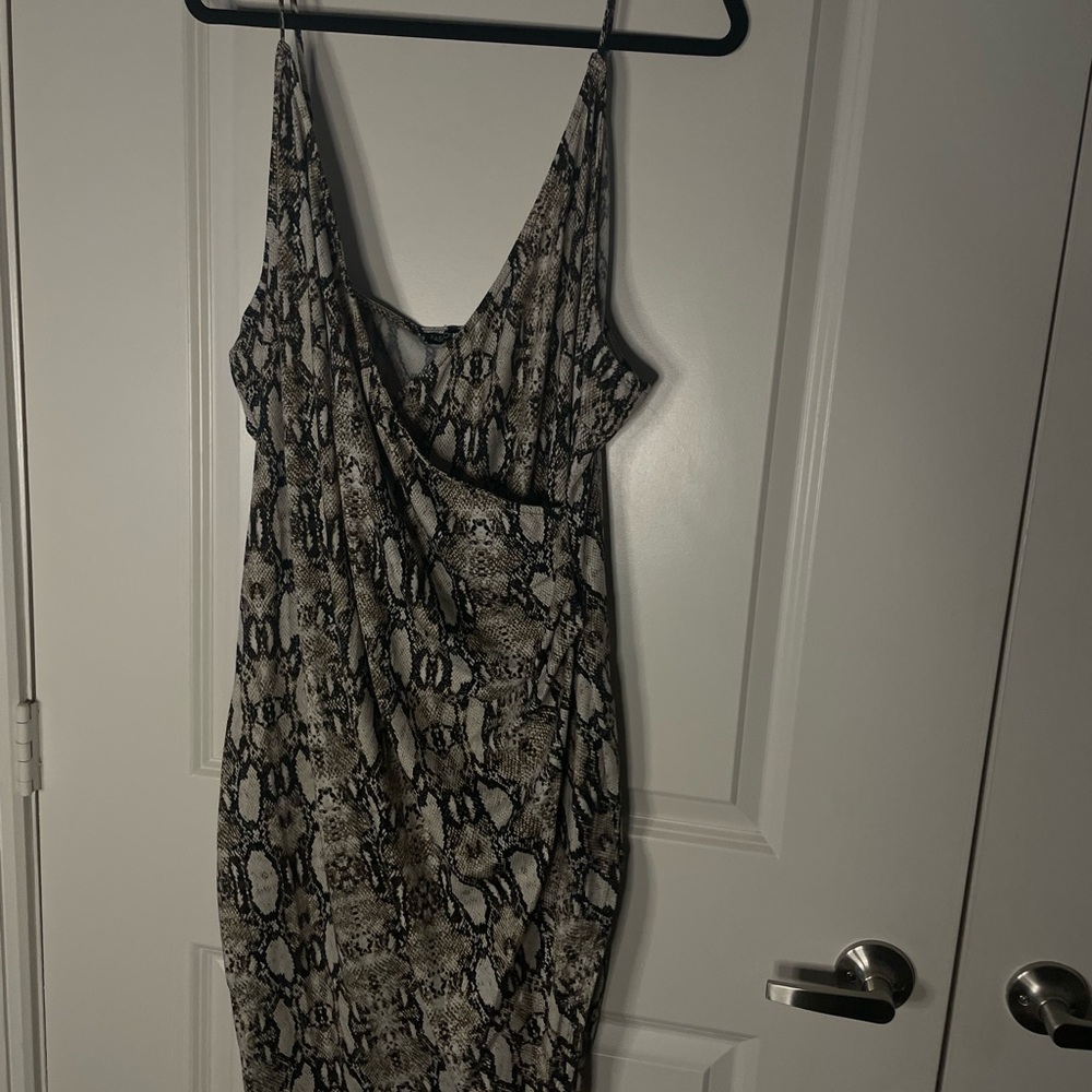 Stylish Snake Print Dress